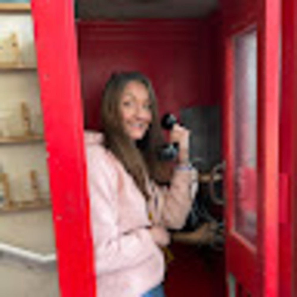 Meet your Posher, Carolyn